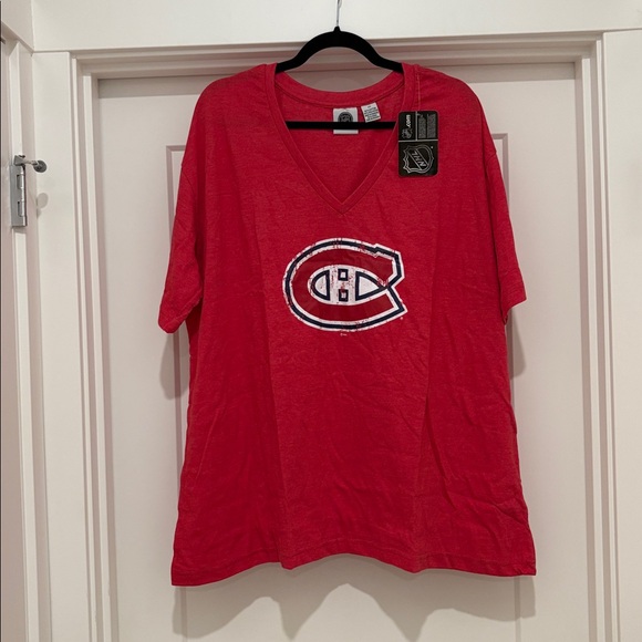NWT [NHL] Montreal Canadians NHL Hockey Short Sleeve Heather V-Neck Women’s 2X - Picture 3 of 9